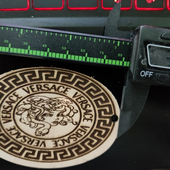 Leather key holder - Picture 2 of 4